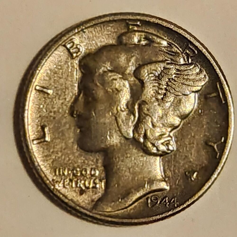 1944 Mercury dime.
#mercury #dime